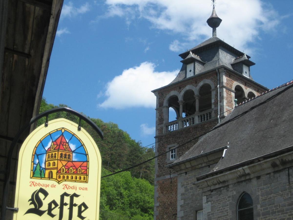 Gîte de Wallonie Appartement vert Anhée Exterior foto