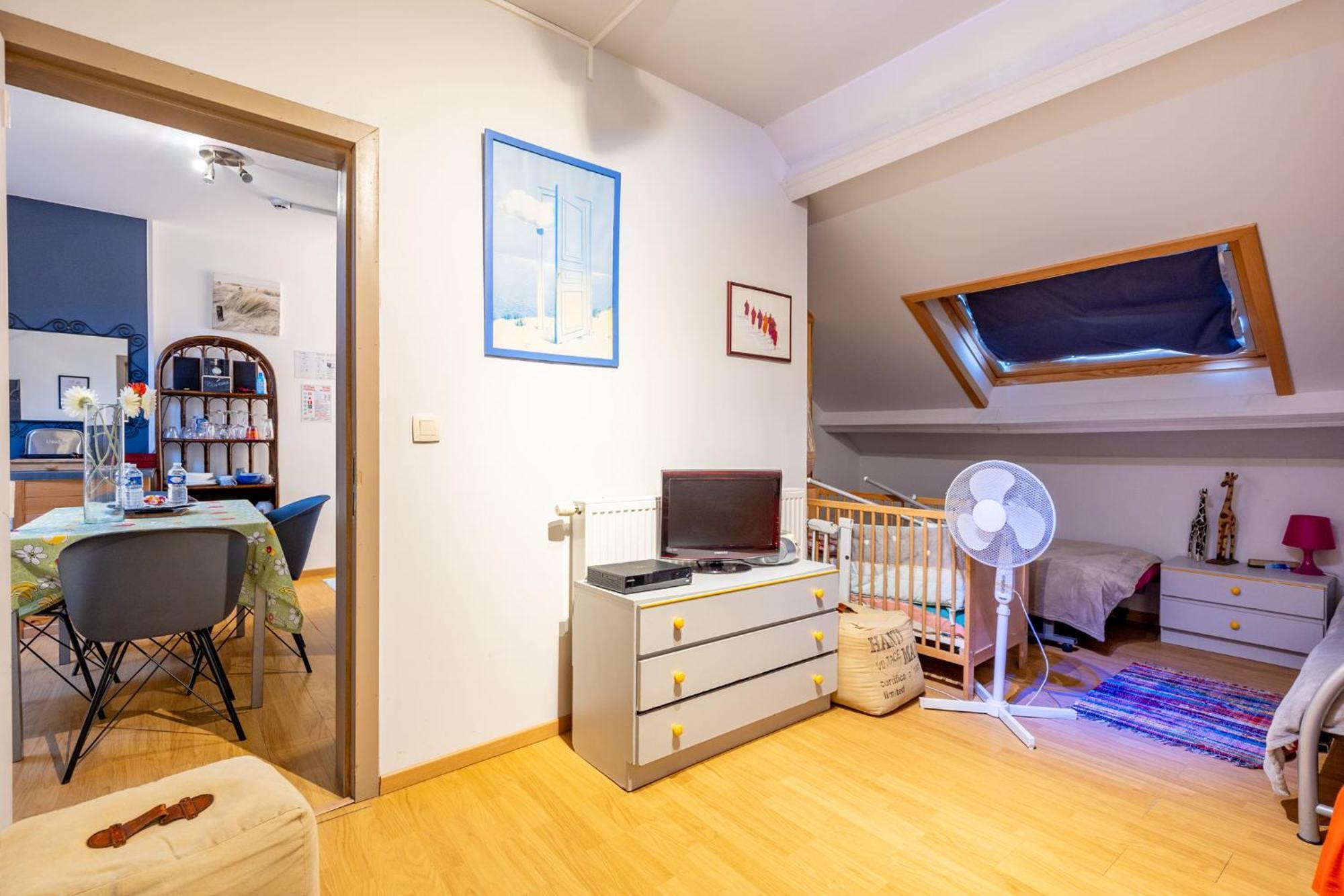 Gîte de Wallonie Appartement vert Anhée Exterior foto